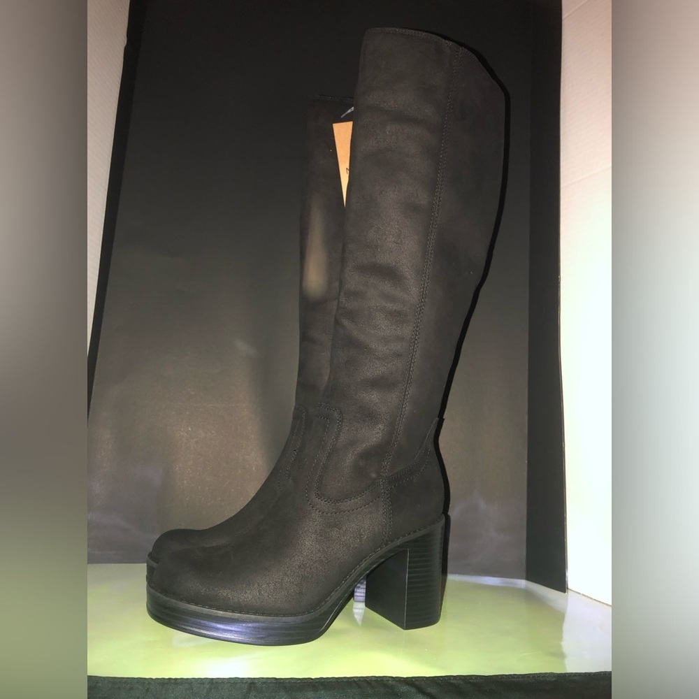 Chelsea & Violet Black Boots size 6 NWT - Picture 7 of 11